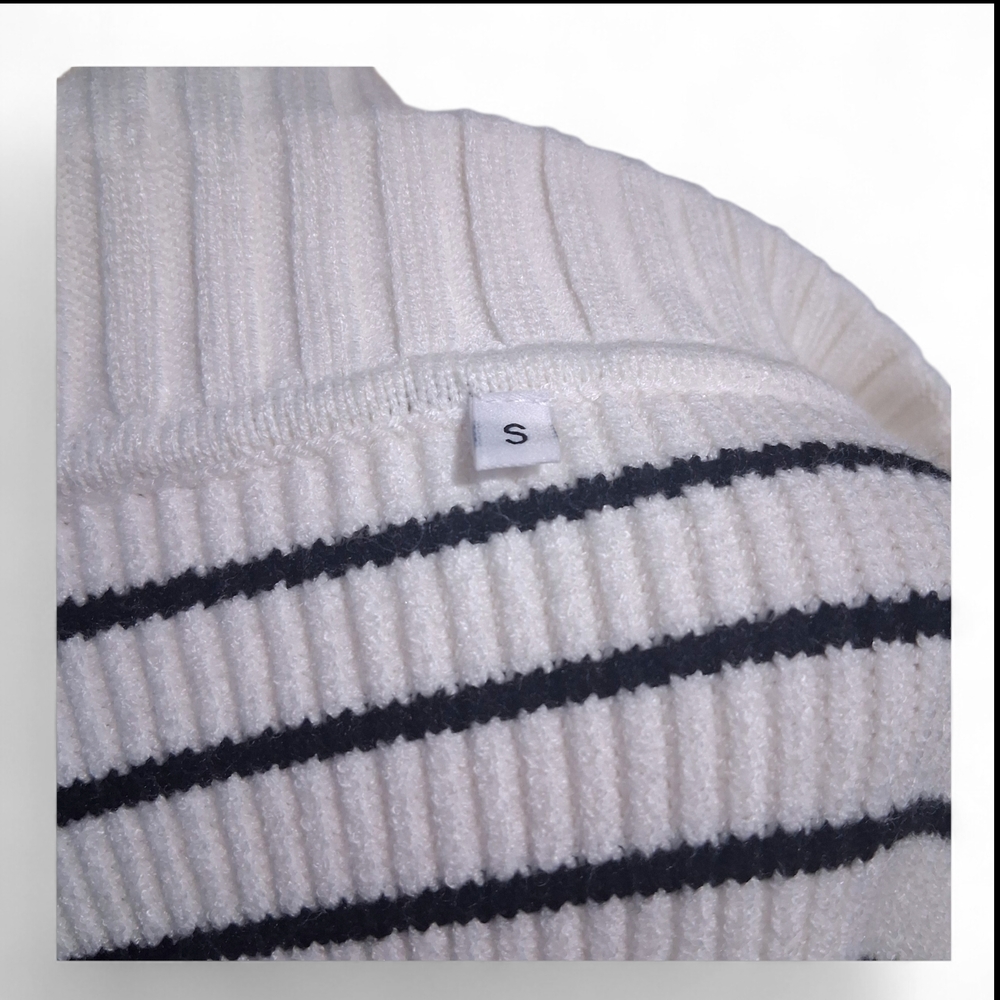 V-Neck Striped Knit Sweater Vest Womens Size Small - Picture 7 of 9